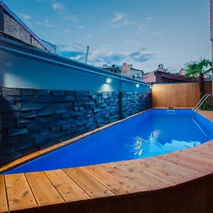  Отель Pool Грузия